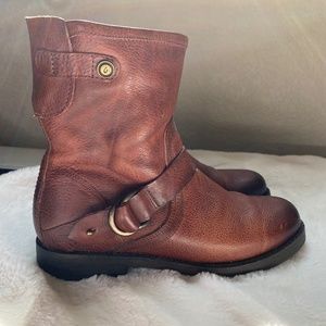 OluKai Nahuku Leather Short Boot, Brown, Size 8